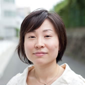 市川　寛子