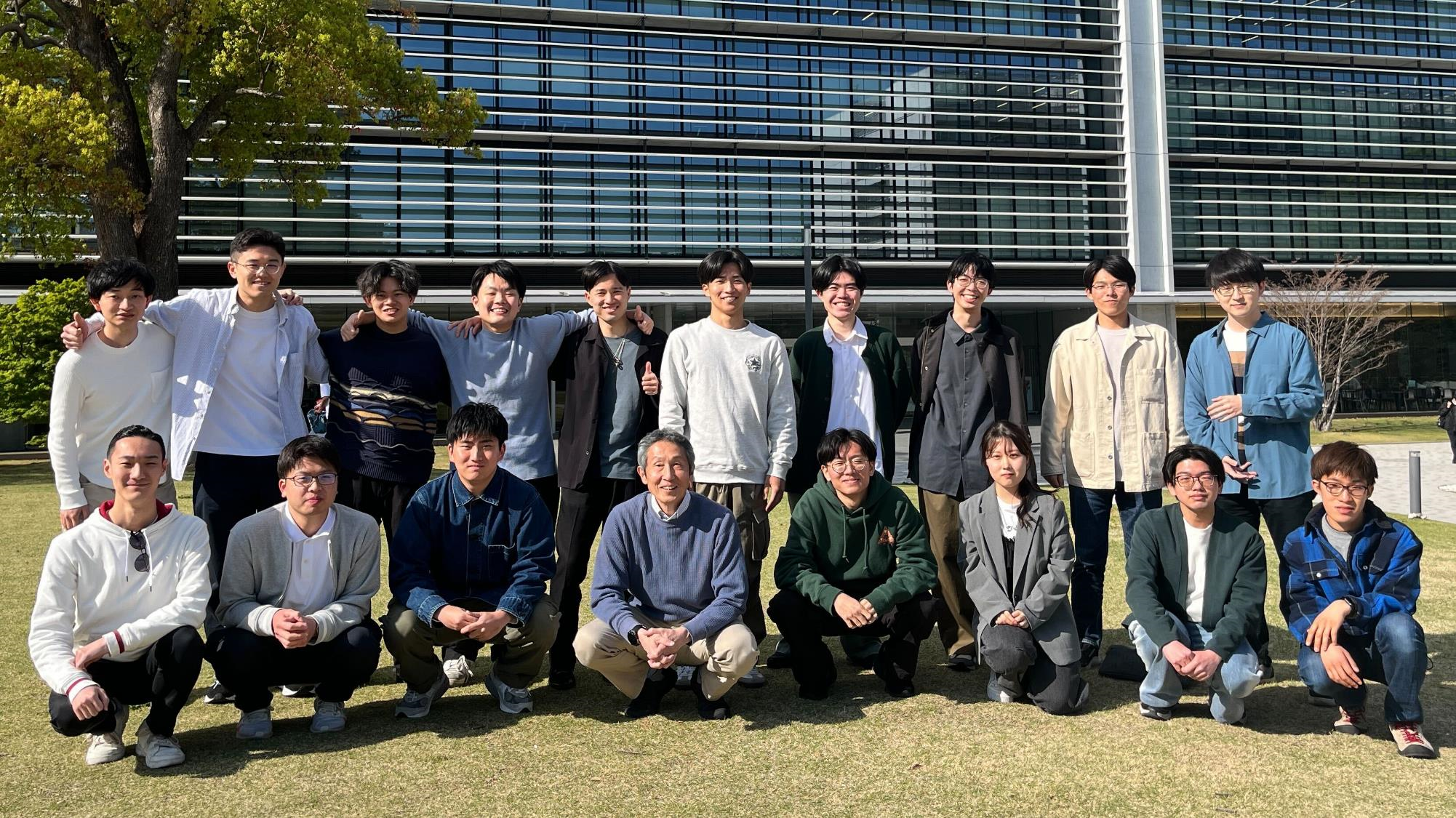 main_visual