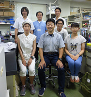 公開実験講座「バイオサイエンス・バイオテクノロジーを体験する」の様子