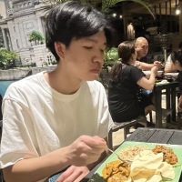 中村佳多朗